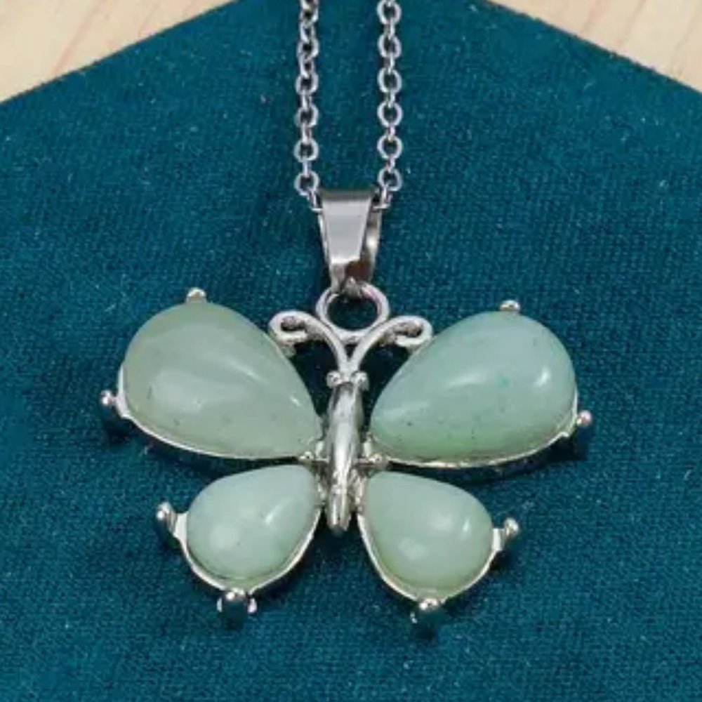 Green Aventurine Natural Stone Cute Butterfly Pendant Necklace Gemstone Pendant
